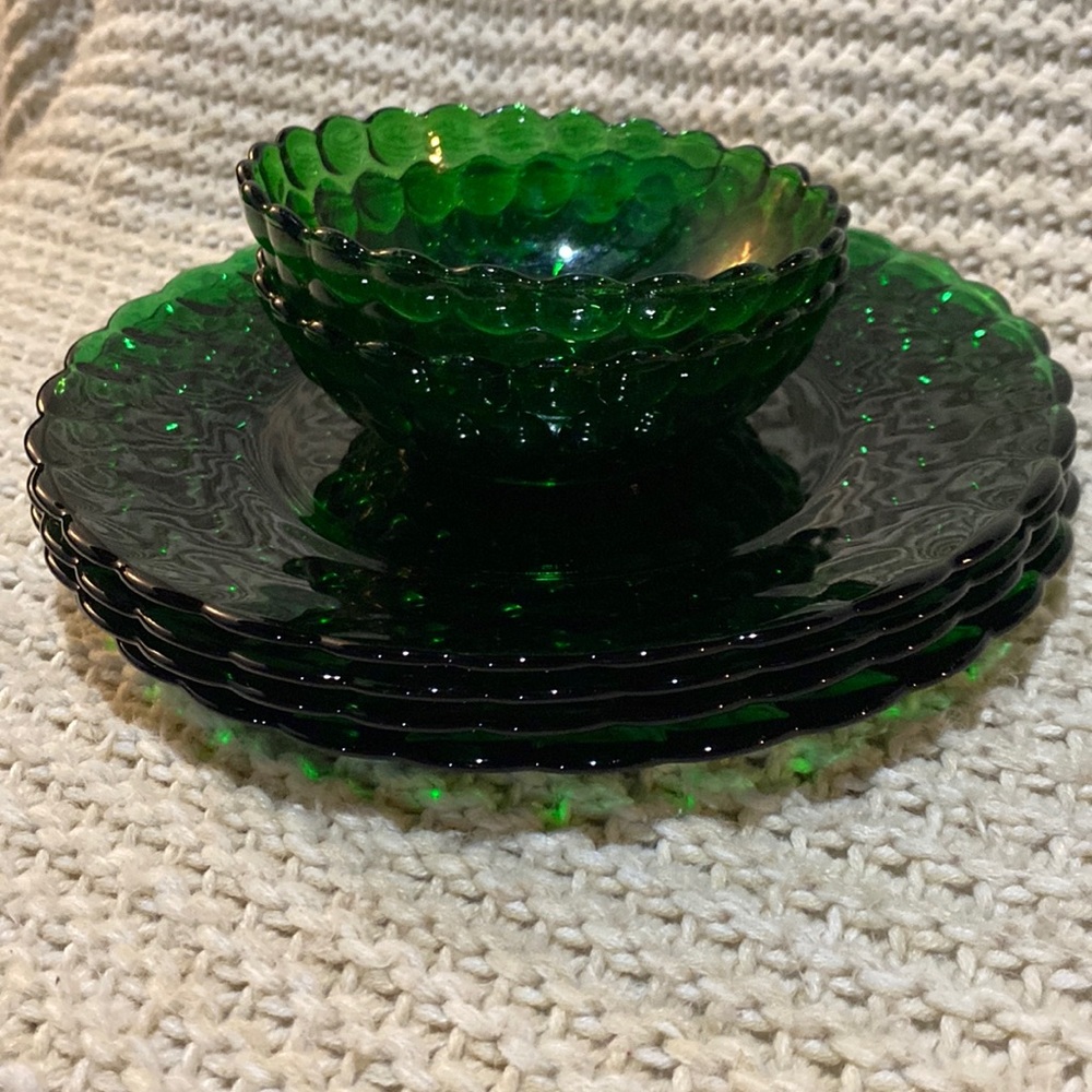 Anchor hocking bubble glass dish set